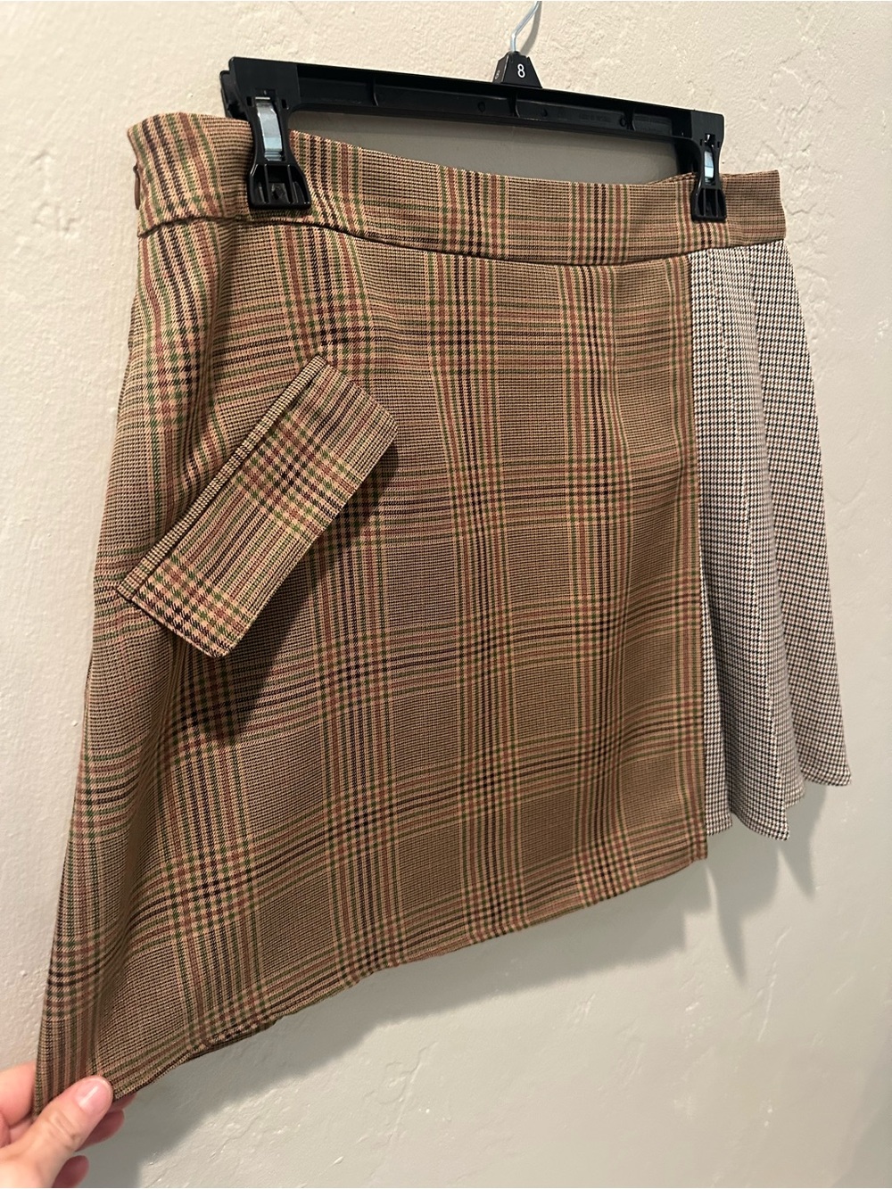 NWT Sugarlips Brown Pleated Plaid Mini Skirt Size Large - Picture 2 of 6